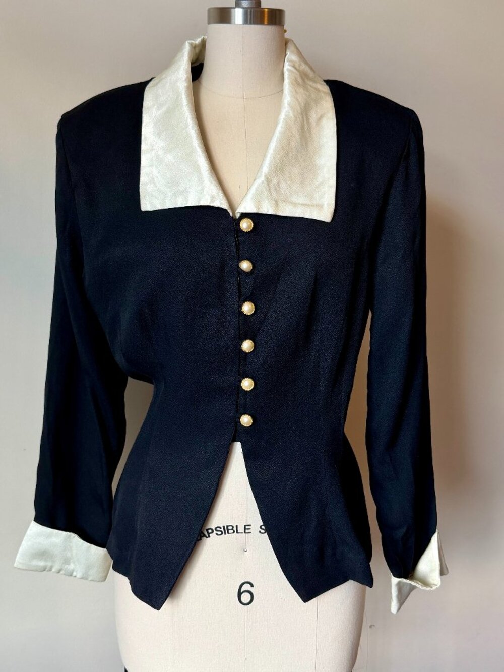 Vintage Ultra Dress NY Blazer | Black Ivory Satin Collar | Size 14 | Made in USA